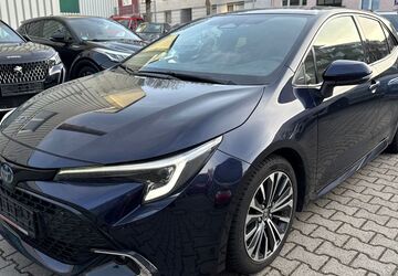 Toyota Corolla 35.988 km 23.490 &euro; Wuppertal 42285