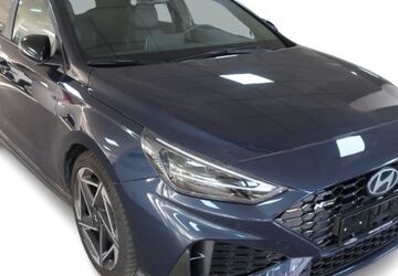 Hyundai i30 4.389 km 25.993 &euro; Grevenbroich 41515