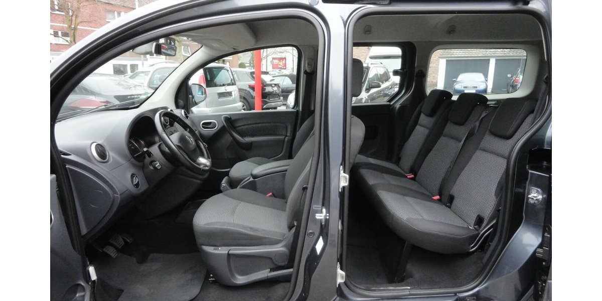 Mercedes-Benz Citan 111 CDI Lang Klimatr.PDC SHZ 7 Sitzer 178.000 km 7.990 &euro; Neuss 41462