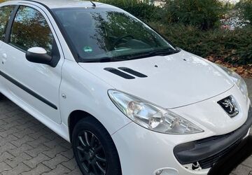 Peugeot 206 109.520 km 2.799 &euro; Krefeld 47809