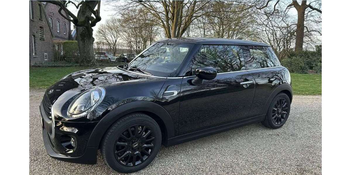 Mini One 50.701 km 15.490 &euro; Willich 47877