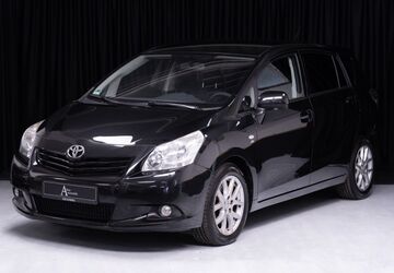 Toyota Verso 230.911 km 5.499 &euro; Düsseldorf 40211