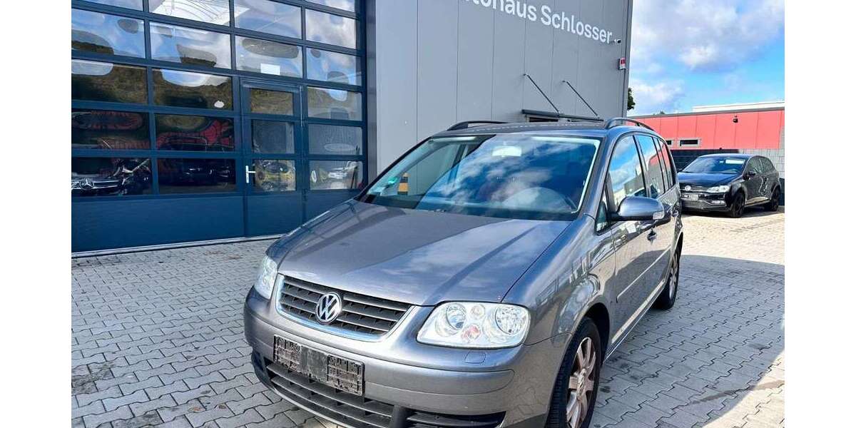 VW Touran 185.273 km 2.499 &euro; Oberhausen 46145