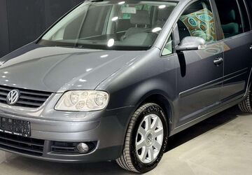 VW Touran 128.000 km 7.950 &euro; Pulheim 50259
