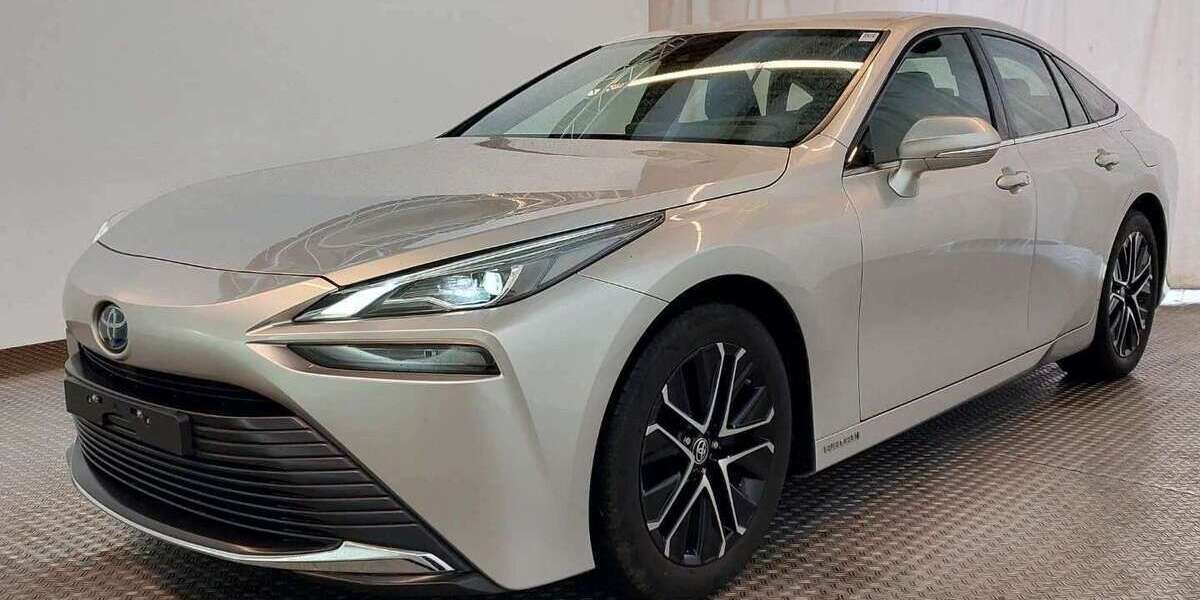 Toyota Mirai 55.500 km 15.900 &euro; Kaarst (bei Düsseldorf) 41564