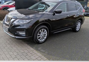 Nissan X-Trail 83.423 km 15.985 &euro; Leverkusen 51373