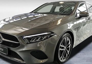 Mercedes-Benz A 180 23.783 km 27.898 &euro; Mönchengladbach 41238