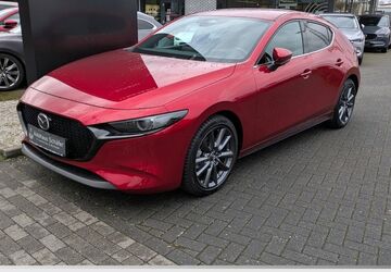 Mazda 3 14.789 km 25.985 &euro; Monheim 40789