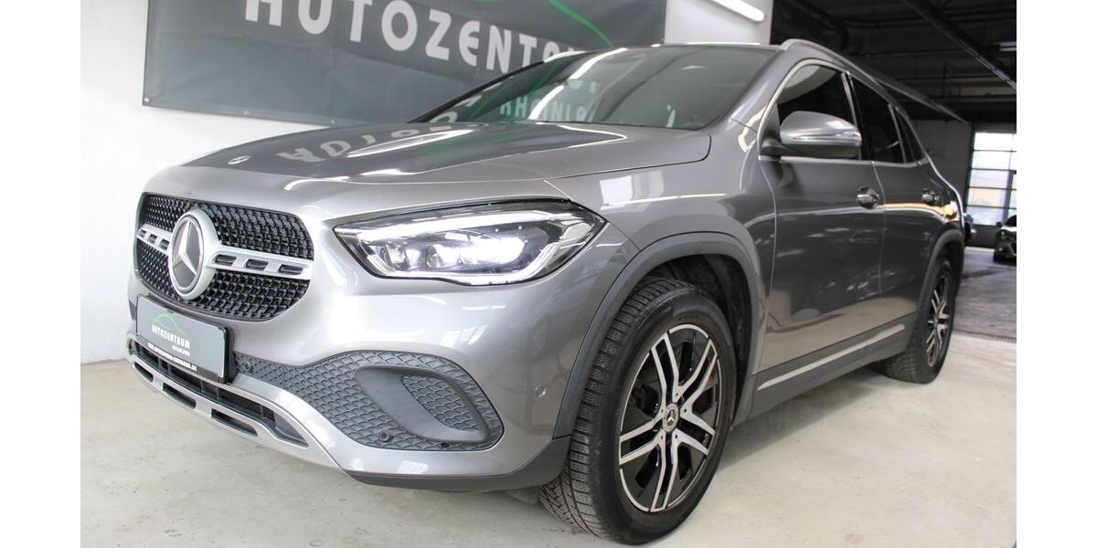 Mercedes-Benz GLA 200 184.237 km 22.990 &euro; Düsseldorf 40233