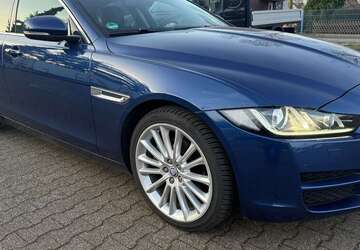 Jaguar XE 216.517 km 13.999 &euro; Duisburg 47179
