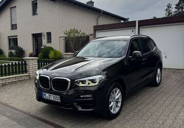 BMW X3 175.000 km 18.499 &euro; Düsseldorf 40468