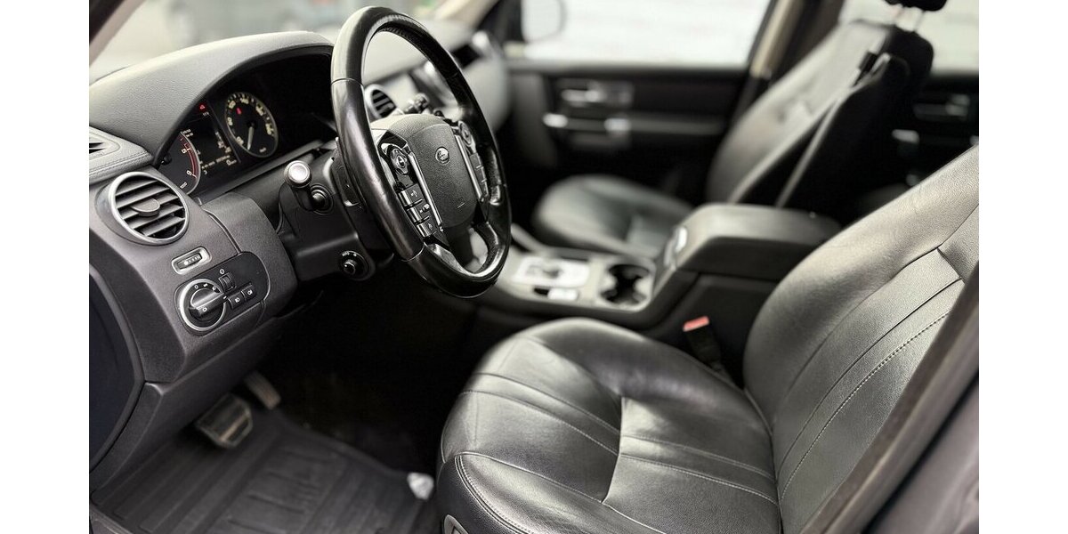 Land Rover Discovery SDV6 / HSE / Kamera / Pano / 7 Sitze 199.000 km 19.890 &euro; Mönchengladbach 41066