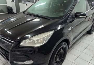 Ford Kuga 131.776 km 7.990 &euro; Moers 47443