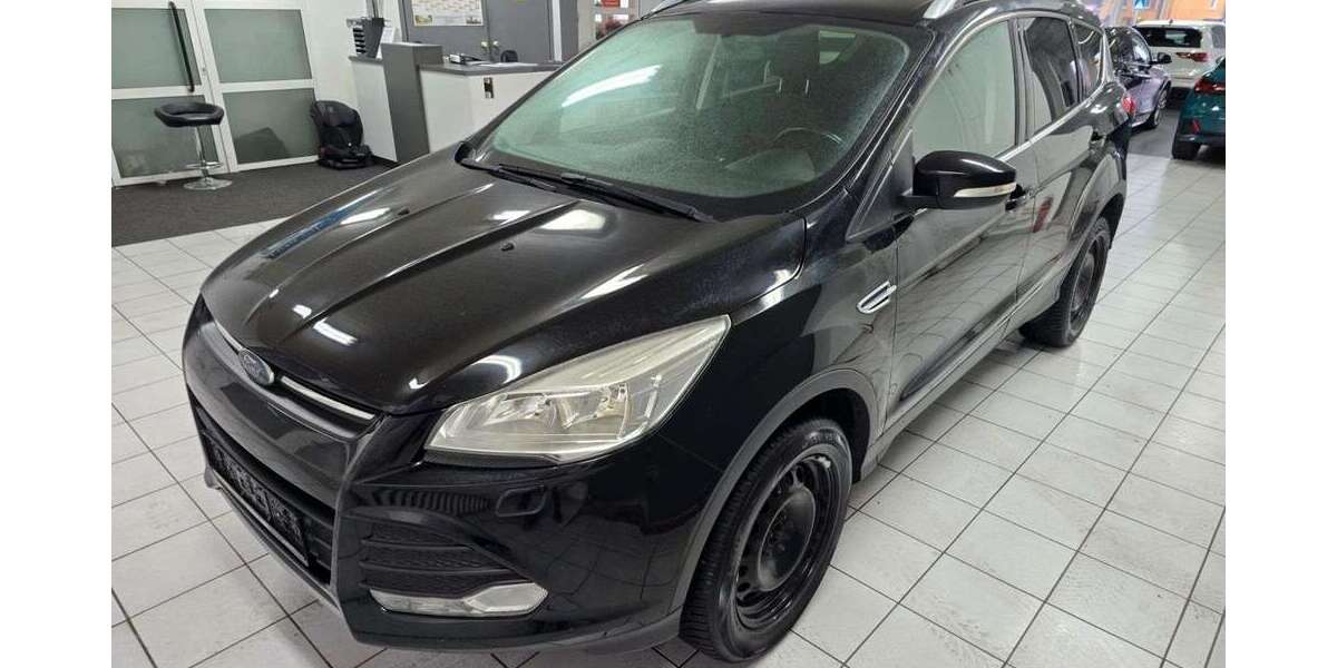 Ford Kuga 131.776 km 7.990 &euro; Moers 47443
