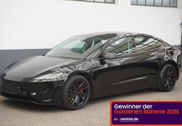 Tesla Model 3 13.783 km 49.450 &euro; Mönchengladbach 41236