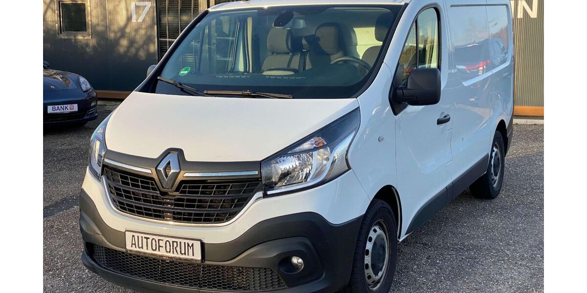 Renault Trafic 200.000 km 9.900 &euro; Kempen 47906