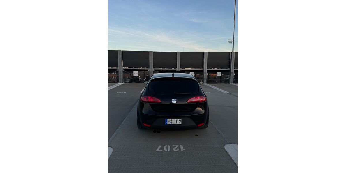 Seat Leon 183.000 km 6.599 &euro; Düsseldorf 40468
