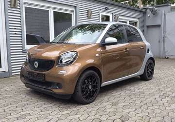 Smart forFour 75.000 km 9.990 &euro; Düsseldorf 40227