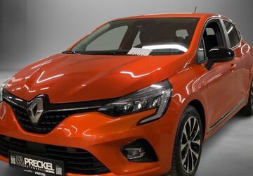 Renault Clio 28.136 km 12.670 &euro; Krefeld 47805