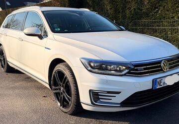VW Passat Variant 67.000 km 19.990 &euro; Meerbusch 40668