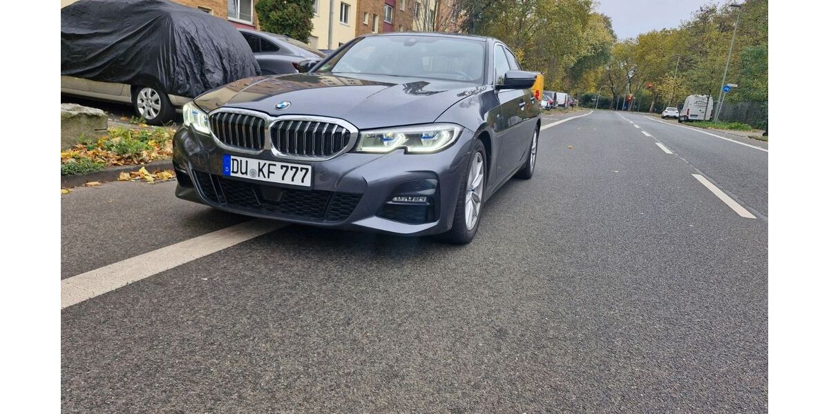 BMW 330 27.500 km 36.100 &euro; Duisburg 47166