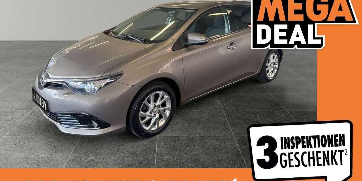 Toyota Auris 105.548 km 10.890 &euro; Düsseldorf 40233