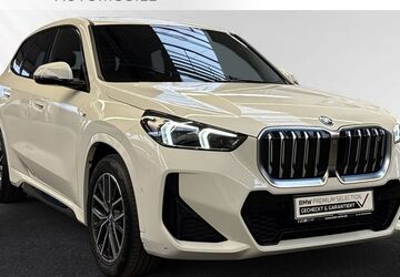 BMW iX1 38.400 km 39.390 &euro; Moers 47441