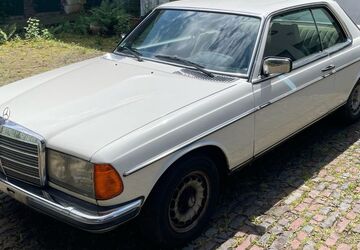 Mercedes-Benz 280 223.982 km 5.999 &euro; Jüchen 41363