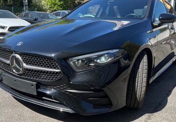 Mercedes-Benz A 200 113.577 km 34.400 &euro; Oberhausen 46045