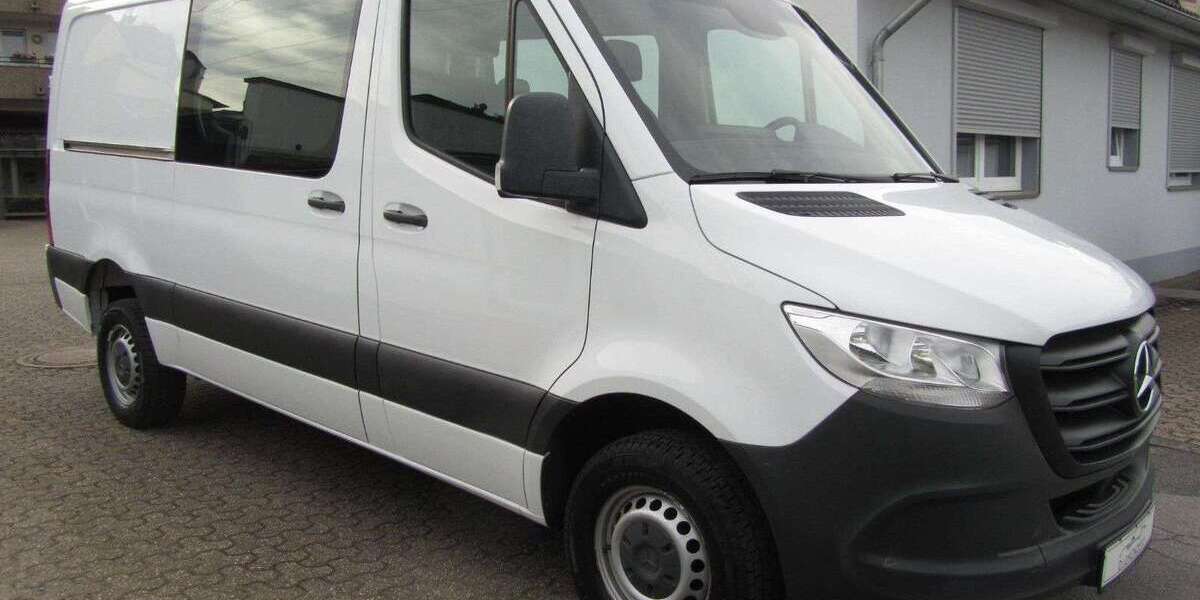 Mercedes-Benz Sprinter 108.800 km 26.350 &euro; Düsseldorf 40591