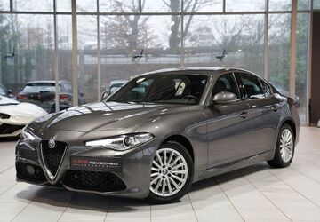 Alfa Romeo Giulia 58.000 km 27.900 &euro; Remscheid/NRW 42855