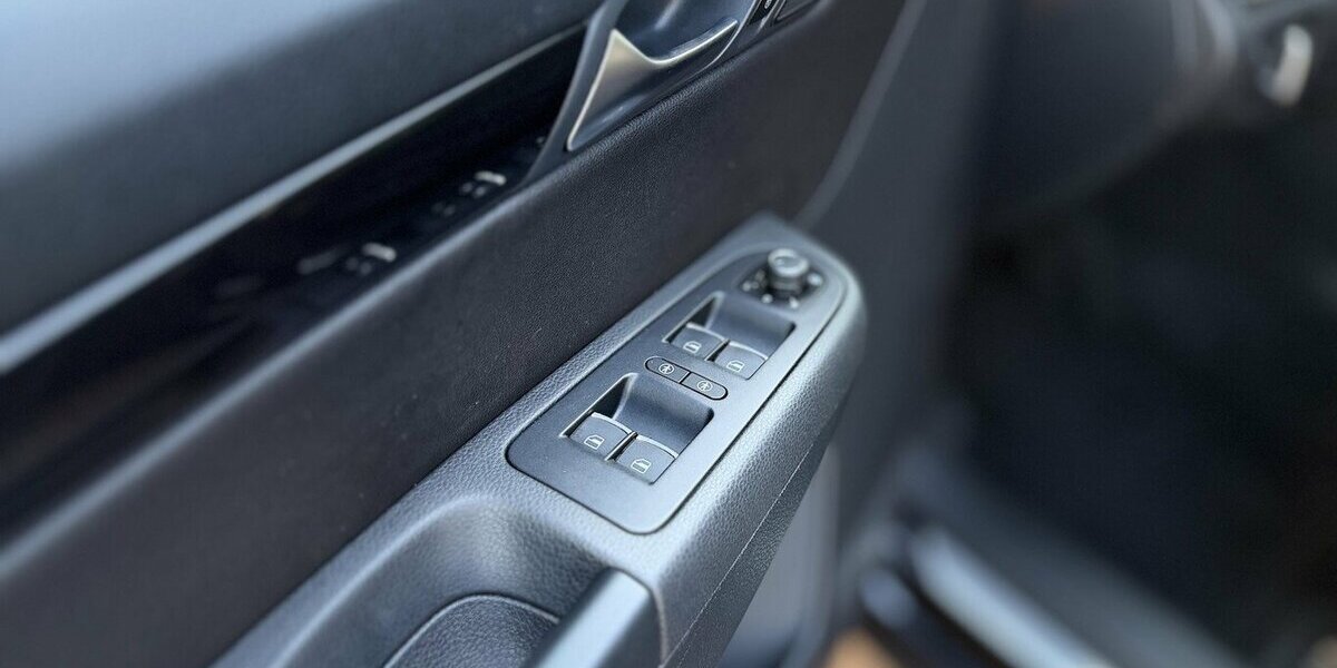 Seat Alhambra FR Line / El. Türen / PANO / CAM / AHK 105.000 km 33.950 &euro; Mönchengladbach 41066