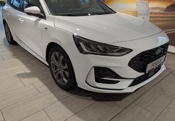 Ford Focus 1.086 km 25.990 &euro; Duisburg 47167