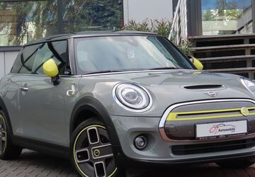 Mini Cooper SE 38.148 km 15.900 &euro; Neuss 41469