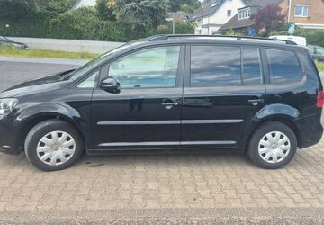 VW Touran 173.300 km 4.500 &euro; Düsseldorf 40627