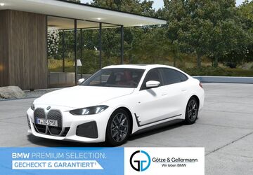 BMW i4 19.883 km 50.350 &euro; Mülheim 45472