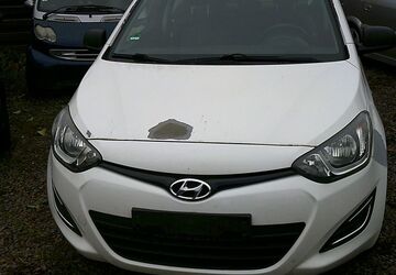 Hyundai i20 123.800 km 2.000 &euro; Grevenbroich 41516