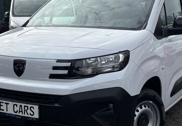 Peugeot Partner 19.987 km 17.950 &euro; Hilden 40721