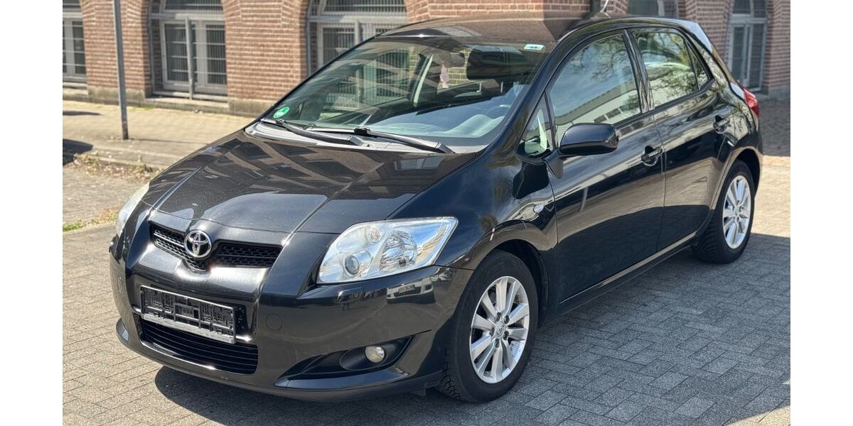 Toyota Auris 219.500 km 1.999 &euro; Mülheim an der Ruhr 45473