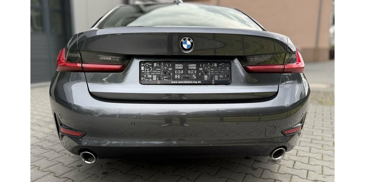 BMW 320d Advantage / Schiebedach / Navi / Keyless 94.000 km 26.290 &euro; Mönchengladbach 41066