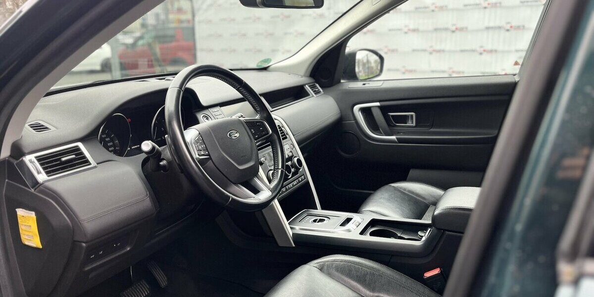 Land Rover Discovery Sport SE AWD/ Automatik/ Allrad/ Leder 206.000 km 10.990 &euro; Mönchengladbach 41066