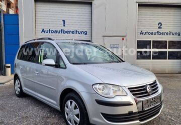 VW Touran 150.000 km 6.950 &euro; Düsseldorf 40589