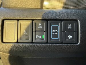 Suzuki Vitara 1.5 Comfort+HYBRID avi+CarPlay+Sitzhzg.+ 38.263 km 19.988 &euro; Meerbusch 40667