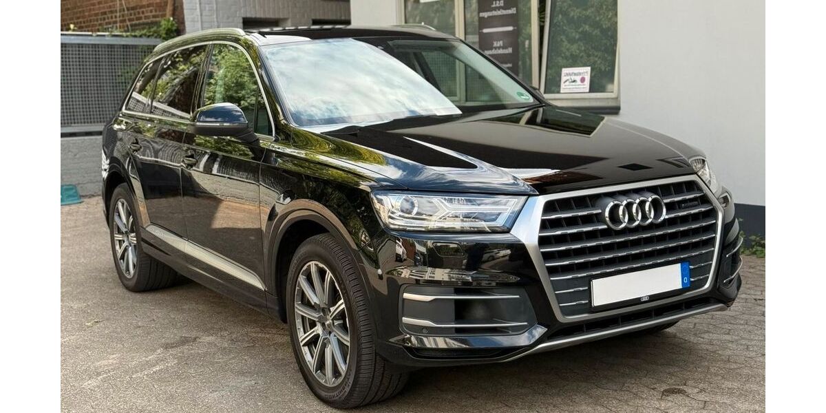 Audi Q7 199.035 km 26.800 &euro; Düsseldorf 40627