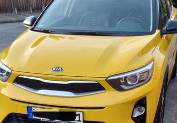 Kia Stonic 66.000 km 17.500 &euro; Hilden 40723
