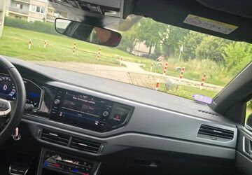 VW Taigo 37.000 km 20.750 &euro; Duisburg 47226