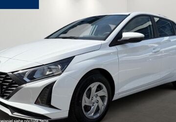 Hyundai i20 7.800 km 16.980 &euro; Mülheim 45478