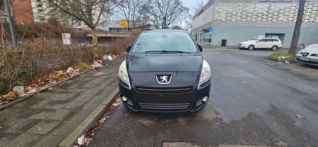 Peugeot 5008 238.000 km 4.000 &euro; Düsseldorf 40595