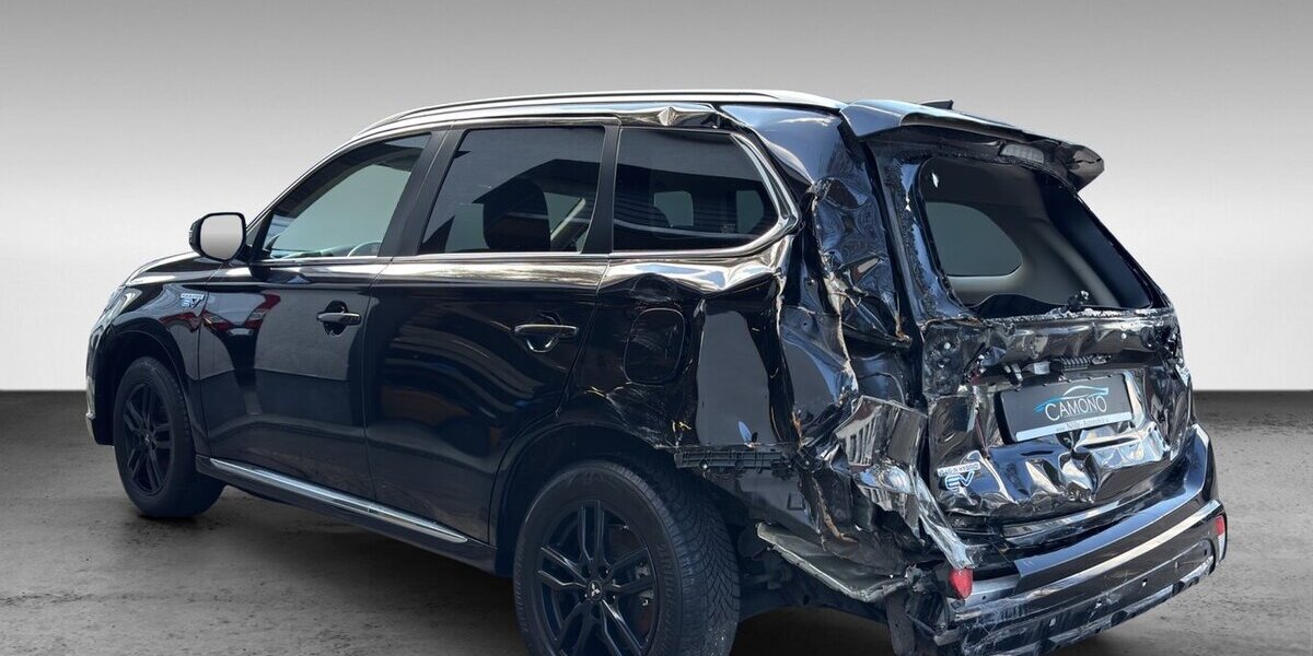 Mitsubishi Outlander PHEV Hybrid Spirit 4WD 1.Hd Leder 56.298 km 6.900 &euro; Wuppertal 42327