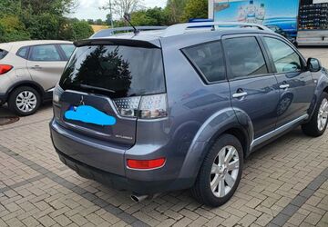 Mitsubishi Outlander 222.000 km 7.200 &euro; Velbert 42549